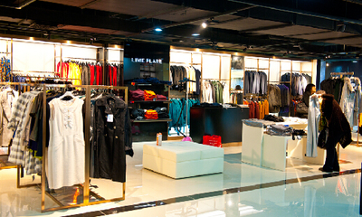 謎一樣的朗姿申?yáng)|日:兩年砸14億豪賭醫(yī)療美容-服裝企業(yè)報(bào)道-中國(guó)服裝人才網(wǎng)